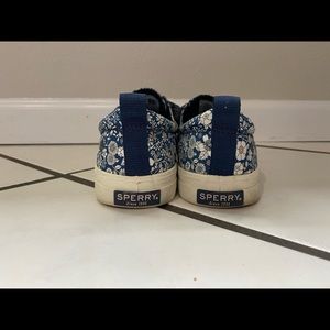 Sperry boat shoes